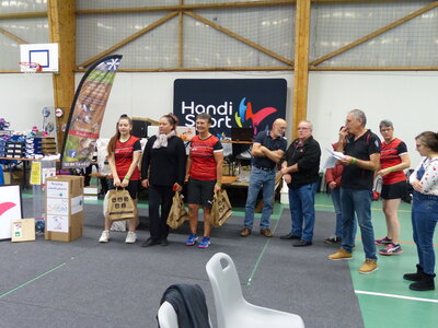 12eme tournoi Esprit-Bad Cosne, P1140254