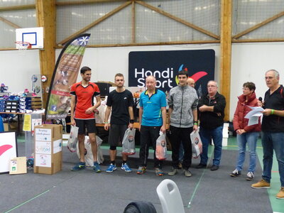 12eme tournoi Esprit-Bad Cosne, P1140262