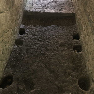 Arko, W13 - Fontvieille - Hypog&eacute;e du Castelet 11