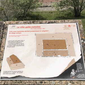 Arko, W38 - Hieres-sur-Amby - Site arch&eacute;ologique de Larina 34