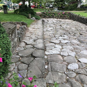 Arko, W38 Vienne - Voie romaine et borne milliaire du Jardin de la Ville 5