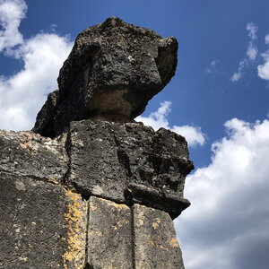 Arko, W 48 - Lanuejols - Mausolee gallo romain - 10