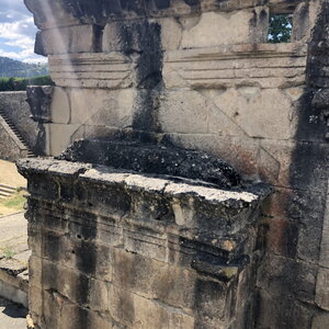 Arko, W 48 - Lanuejols - Mausolee gallo romain - 22