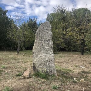 Arko, W63 - Aubi&egrave;re - Menhir du Pont d&rsquo;Aubi&egrave;re 4