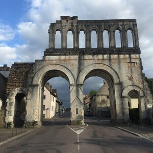 Arko, 71 - Autun - Porte d&rsquo;Arroux 5