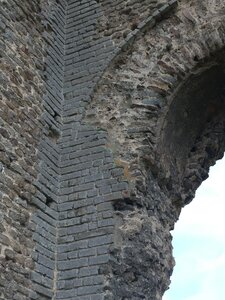 Arko, 71 - Autun - Temple de Janus 5