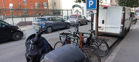 Stationnements vélos, Victor Hugo jardin du Figuier