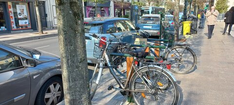 Stationnements vélos, Wallace Saperlipopette 2