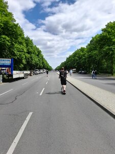 Berlin 2022, Le boulevard menant à la porte de Brandebourg