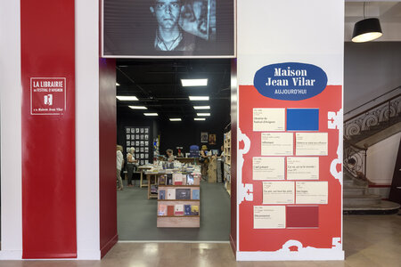 Maison Jean Vilar - Festival d'Avignon 2022, Essai légende