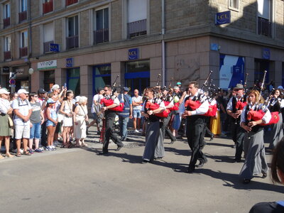 Grande parade Festival Lorient 2022<br>@copyleft <a href=https://www.le-fab-lab.com>Le Fab'Blab</a> Licence Art Libre, 2022-08-07-grande-parade-036