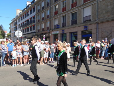 Grande parade Festival Lorient 2022<br>@copyleft <a href=https://www.le-fab-lab.com>Le Fab'Blab</a> Licence Art Libre, 2022-08-07-grande-parade-042