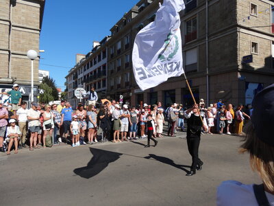 Grande parade Festival Lorient 2022<br>@copyleft <a href=https://www.le-fab-lab.com>Le Fab'Blab</a> Licence Art Libre, 2022-08-07-grande-parade-043