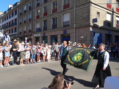 Grande parade Festival Lorient 2022<br>@copyleft <a href=https://www.le-fab-lab.com>Le Fab'Blab</a> Licence Art Libre, 2022-08-07-grande-parade-045