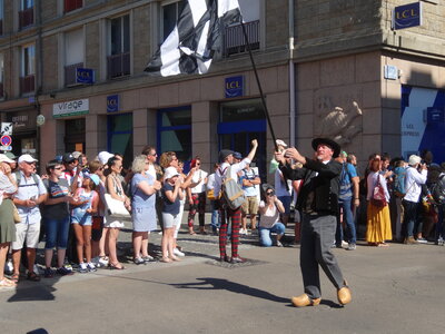 Grande parade Festival Lorient 2022<br>@copyleft <a href=https://www.le-fab-lab.com>Le Fab'Blab</a> Licence Art Libre, 2022-08-07-grande-parade-051