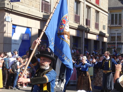 Grande parade Festival Lorient 2022<br>@copyleft <a href=https://www.le-fab-lab.com>Le Fab'Blab</a> Licence Art Libre, 2022-08-07-grande-parade-058