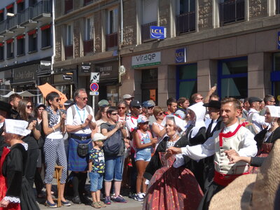 Grande parade Festival Lorient 2022<br>@copyleft <a href=https://www.le-fab-lab.com>Le Fab'Blab</a> Licence Art Libre, 2022-08-07-grande-parade-067