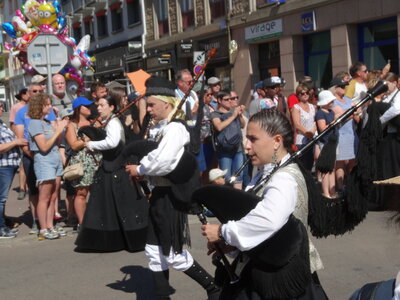 Grande parade Festival Lorient 2022<br>@copyleft <a href=https://www.le-fab-lab.com>Le Fab'Blab</a> Licence Art Libre, 2022-08-07-grande-parade-073