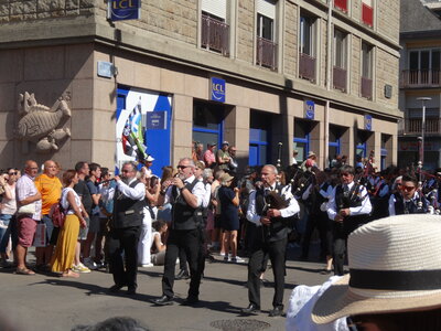 Grande parade Festival Lorient 2022<br>@copyleft <a href=https://www.le-fab-lab.com>Le Fab'Blab</a> Licence Art Libre, 2022-08-07-grande-parade-083