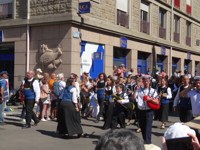 Grande parade Festival Lorient 2022<br>@copyleft <a href=https://www.le-fab-lab.com>Le Fab'Blab</a> Licence Art Libre, 2022-08-07-grande-parade-085