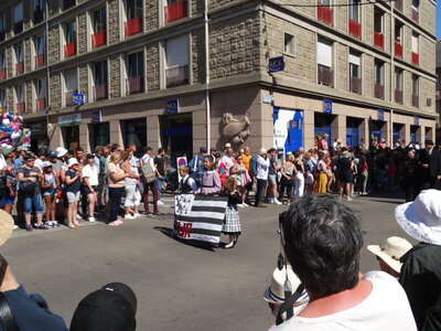 Grande parade Festival Lorient 2022<br>@copyleft <a href=https://www.le-fab-lab.com>Le Fab'Blab</a> Licence Art Libre, 2022-08-07-grande-parade-089