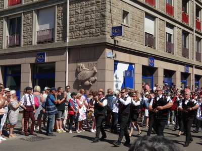 Grande parade Festival Lorient 2022<br>@copyleft <a href=https://www.le-fab-lab.com>Le Fab'Blab</a> Licence Art Libre, 2022-08-07-grande-parade-107