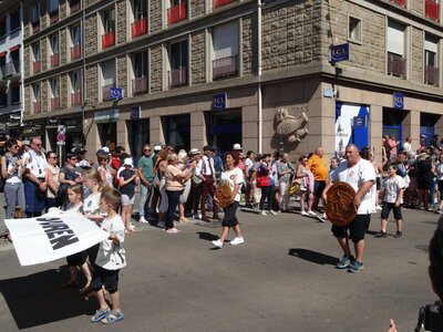 Grande parade Festival Lorient 2022<br>@copyleft <a href=https://www.le-fab-lab.com>Le Fab'Blab</a> Licence Art Libre, 2022-08-07-grande-parade-109