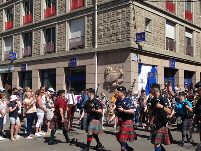 Grande parade Festival Lorient 2022<br>@copyleft <a href=https://www.le-fab-lab.com>Le Fab'Blab</a> Licence Art Libre, 2022-08-07-grande-parade-115