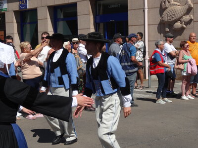 Grande parade Festival Lorient 2022<br>@copyleft <a href=https://www.le-fab-lab.com>Le Fab'Blab</a> Licence Art Libre, 2022-08-07-grande-parade-120