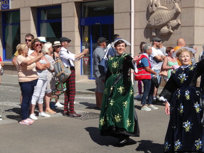 Grande parade Festival Lorient 2022<br>@copyleft <a href=https://www.le-fab-lab.com>Le Fab'Blab</a> Licence Art Libre, 2022-08-07-grande-parade-121