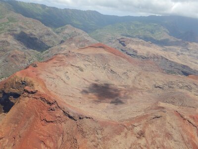 UA HUKA, Vue d’hélico Grand cratère  2 