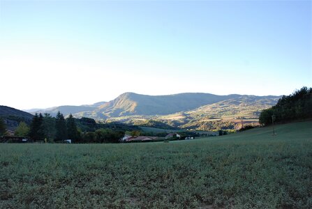 Bréziers, la chapelle de Ste Sixte par la bergerie 04102022, DSC_0340