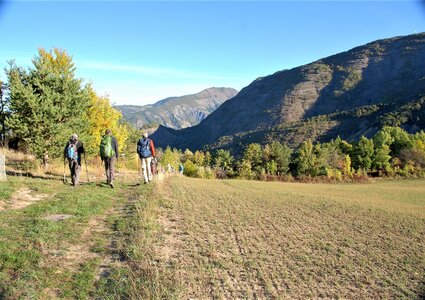 Bréziers, la chapelle de Ste Sixte par la bergerie 04102022, DSC_0363