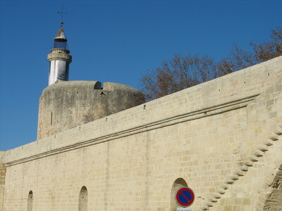 AIGUES MORTES - ARLES - FONTVIEILLE - ESTABLON - MONTMAJOUR , 07 AIGUES MORTES