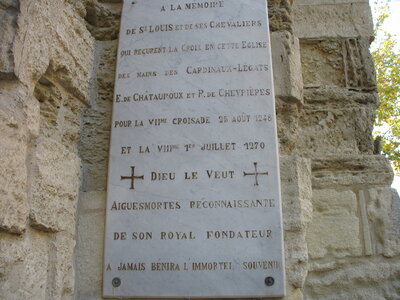 AIGUES MORTES - ARLES - FONTVIEILLE - ESTABLON - MONTMAJOUR , 09 AIGUES MORTES