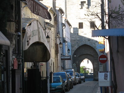 AIGUES MORTES - ARLES - FONTVIEILLE - ESTABLON - MONTMAJOUR , 17 AIGUES MORTES