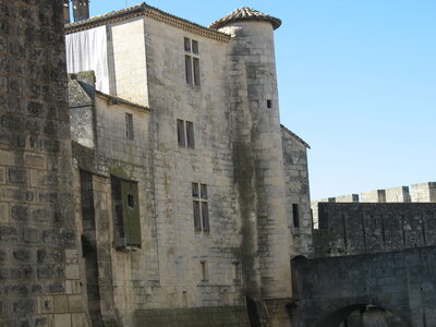 AIGUES MORTES - ARLES - FONTVIEILLE - ESTABLON - MONTMAJOUR , 23 AIGUES MORTES