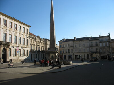 AIGUES MORTES - ARLES - FONTVIEILLE - ESTABLON - MONTMAJOUR , 30  ARLES