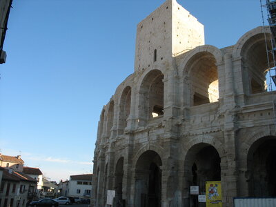 AIGUES MORTES - ARLES - FONTVIEILLE - ESTABLON - MONTMAJOUR , 50  ARLES