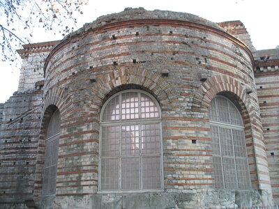 AIGUES MORTES - ARLES - FONTVIEILLE - ESTABLON - MONTMAJOUR , 52  ARLES