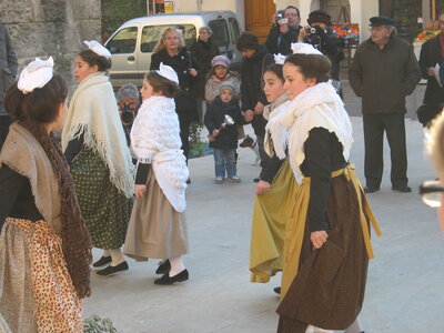 AIGUES MORTES - ARLES - FONTVIEILLE - ESTABLON - MONTMAJOUR , 68  FONTVIEILLE