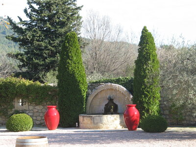 AIGUES MORTES - ARLES - FONTVIEILLE - ESTABLON - MONTMAJOUR , 75  ESTOUBLON