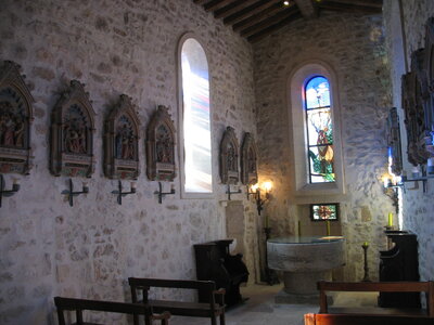 AIGUES MORTES - ARLES - FONTVIEILLE - ESTABLON - MONTMAJOUR , 85  ESTOUBLON