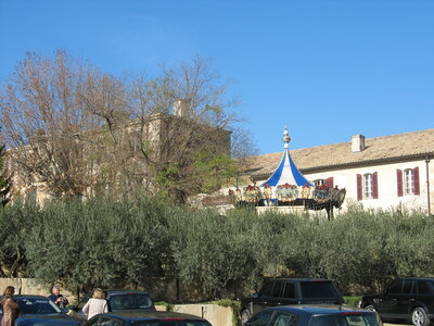 AIGUES MORTES - ARLES - FONTVIEILLE - ESTABLON - MONTMAJOUR , 88  ESTOUBLON