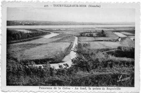bassin versant de la Sienne et fleuves côtiers du SAGE COC, tourville sur mer panorama de la grève au fond  la pointe de régnéville
