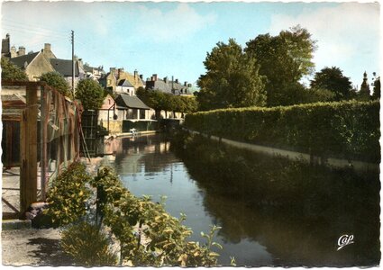 bassin versant de la Sienne et fleuves côtiers du SAGE COC, villedieu les poêles les quais et les lavandières