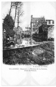 bassin versant de la Sienne et fleuves côtiers du SAGE COC, villedieu les poêles rivière de la sienne  pont de pierre