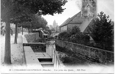 bassin versant de la Sienne et fleuves côtiers du SAGE COC, villedieu les poêles vue prise des quais