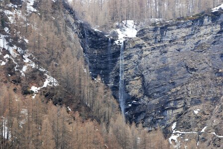 Refuge du Tourrond avec vue sur les bouquetins le 20 avril 2023, DSC_0113