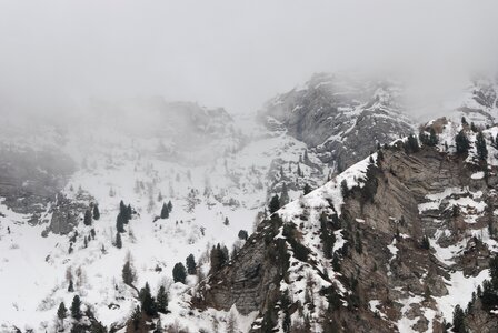 Refuge du Tourrond avec vue sur les bouquetins le 20 avril 2023, DSC_0118